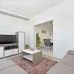 Nikola Apartment Makarska