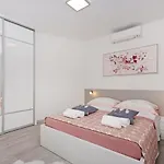 Apartment Nikola