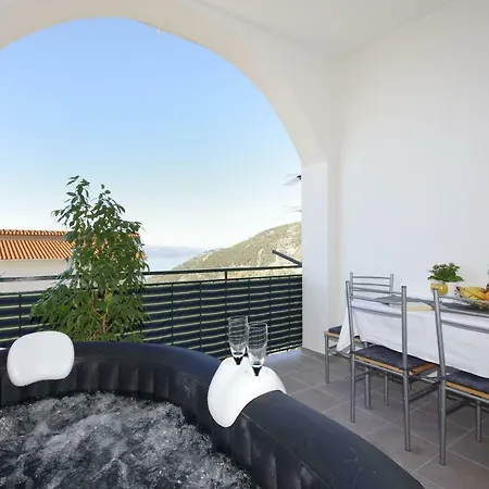 Nikola Apartmán Makarská